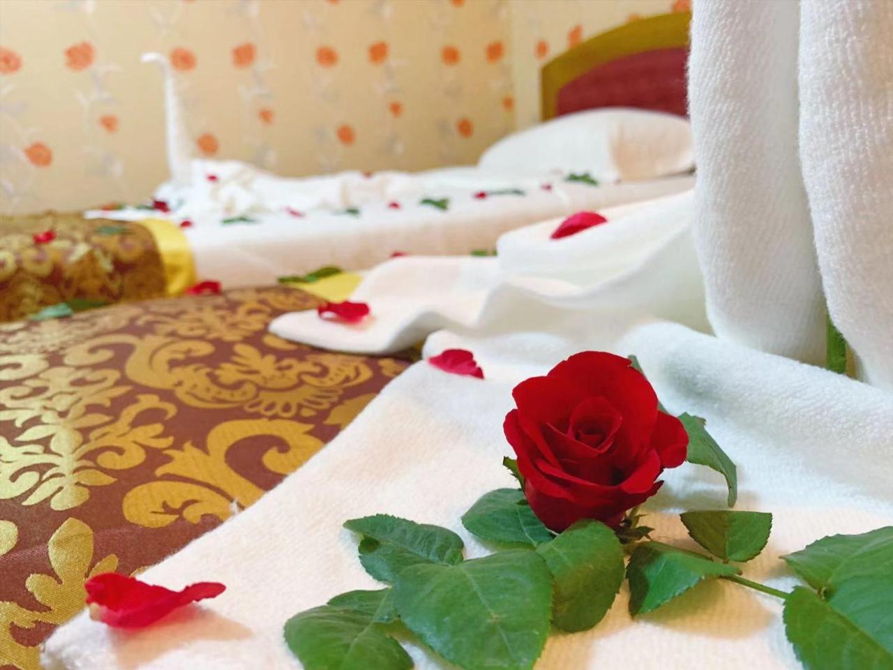 יאנגון C & Y Hotel מראה חיצוני תמונה